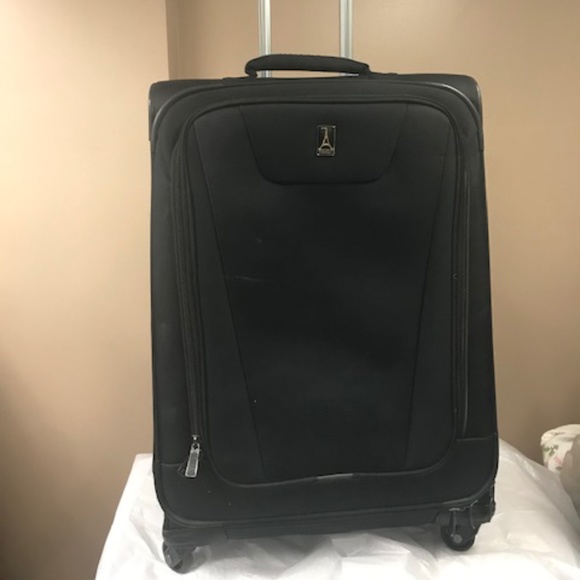 Suitcases - Picture 6 of 10